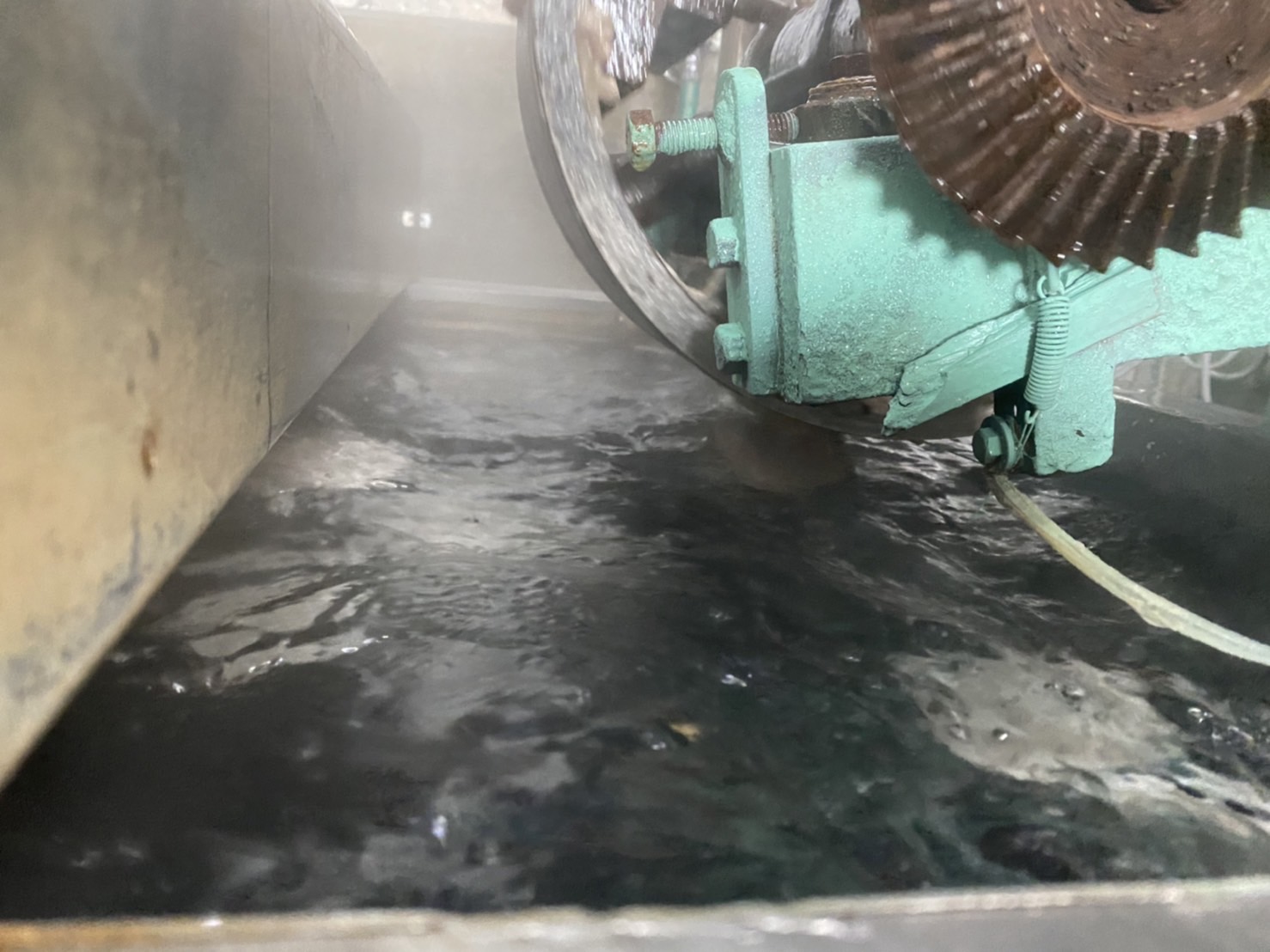 黒はんぺん - 焼津蒲鉾商工業協同組合